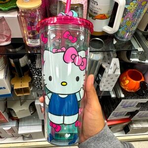 Help kitty tumbler